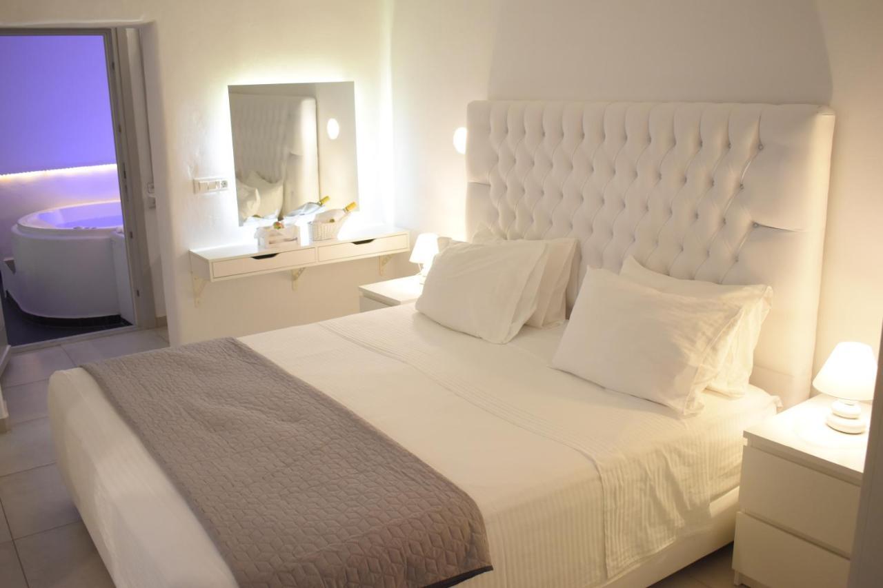 Ariana Eco Suites Adults Only Fira  Exteriör bild